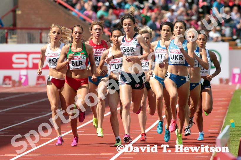 Jessica Judd (GB) leads the 800 metres at the European Athletics Team Championships.